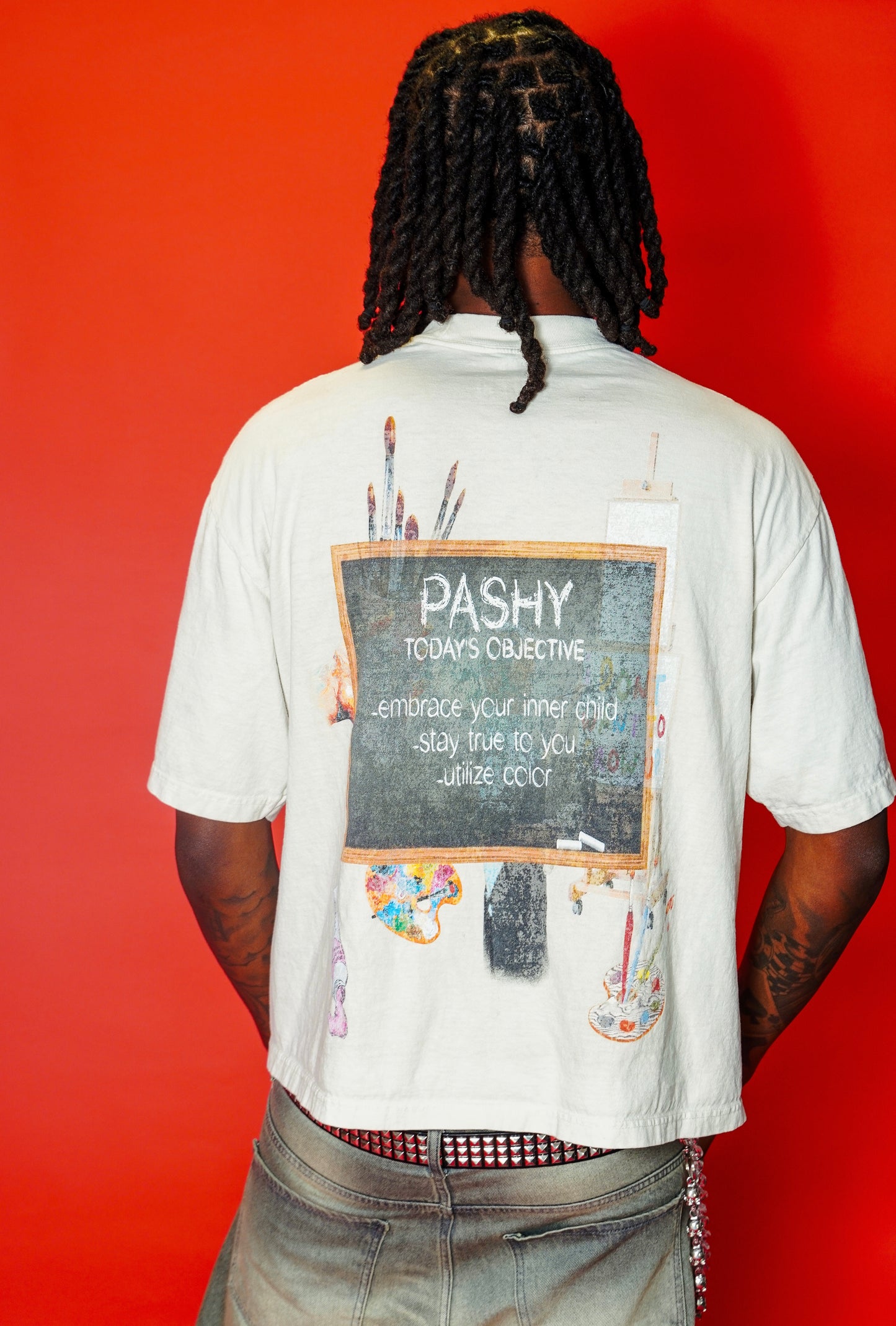 "PASHY'S ART CLASS" BOXY CROPPED TEE